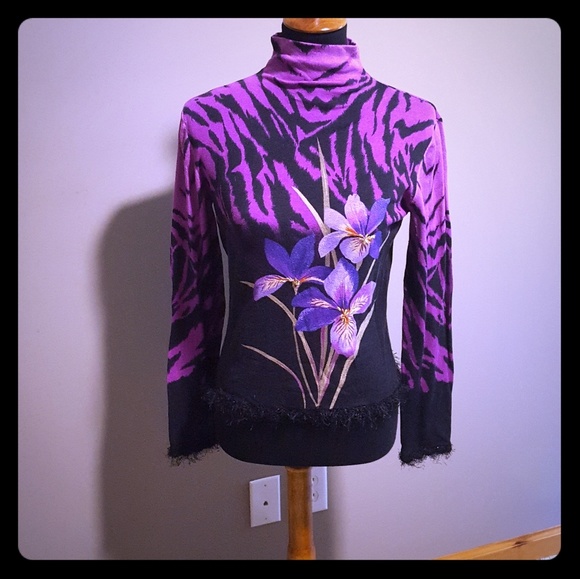 Ruby Cho sweater - Picture 2 of 4